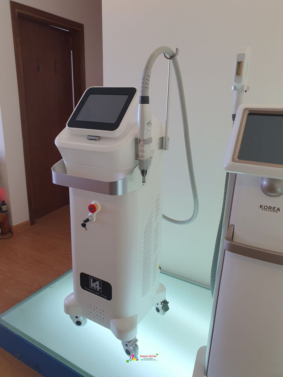 máy laser xoá xăm màu đỏ